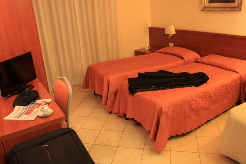 Hotel Priscilla 3*